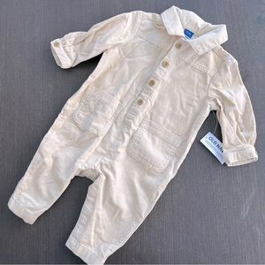 NWT Old Navy Baby Jumpsuit 3-6M